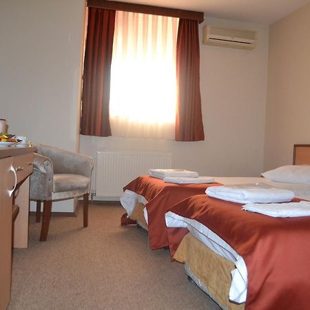 Duzce Han Otel Exterior foto
